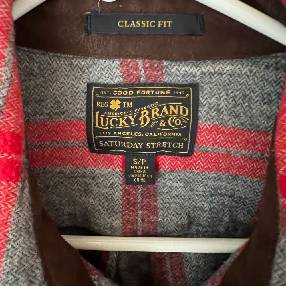 Men’s like new Lucky Brand flannel.